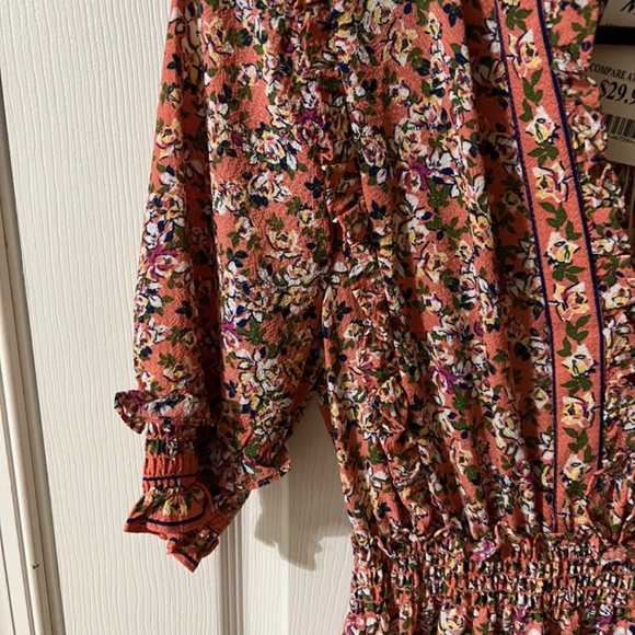 Dress - Picture 4 of 4